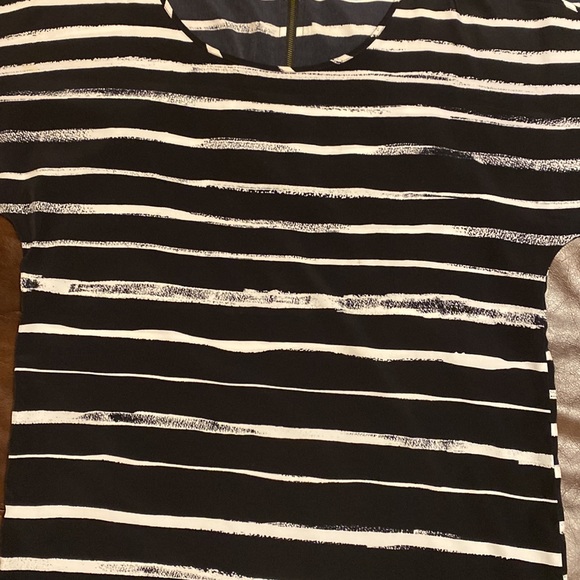 Express Open Shoulder Midi XS Black and White Dress - Picture 5 of 8